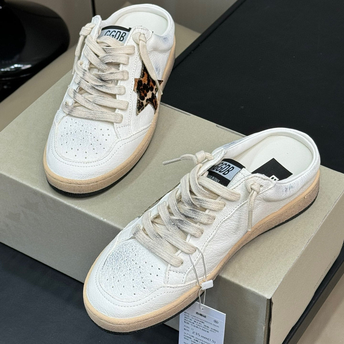 GOLDEN G MULES