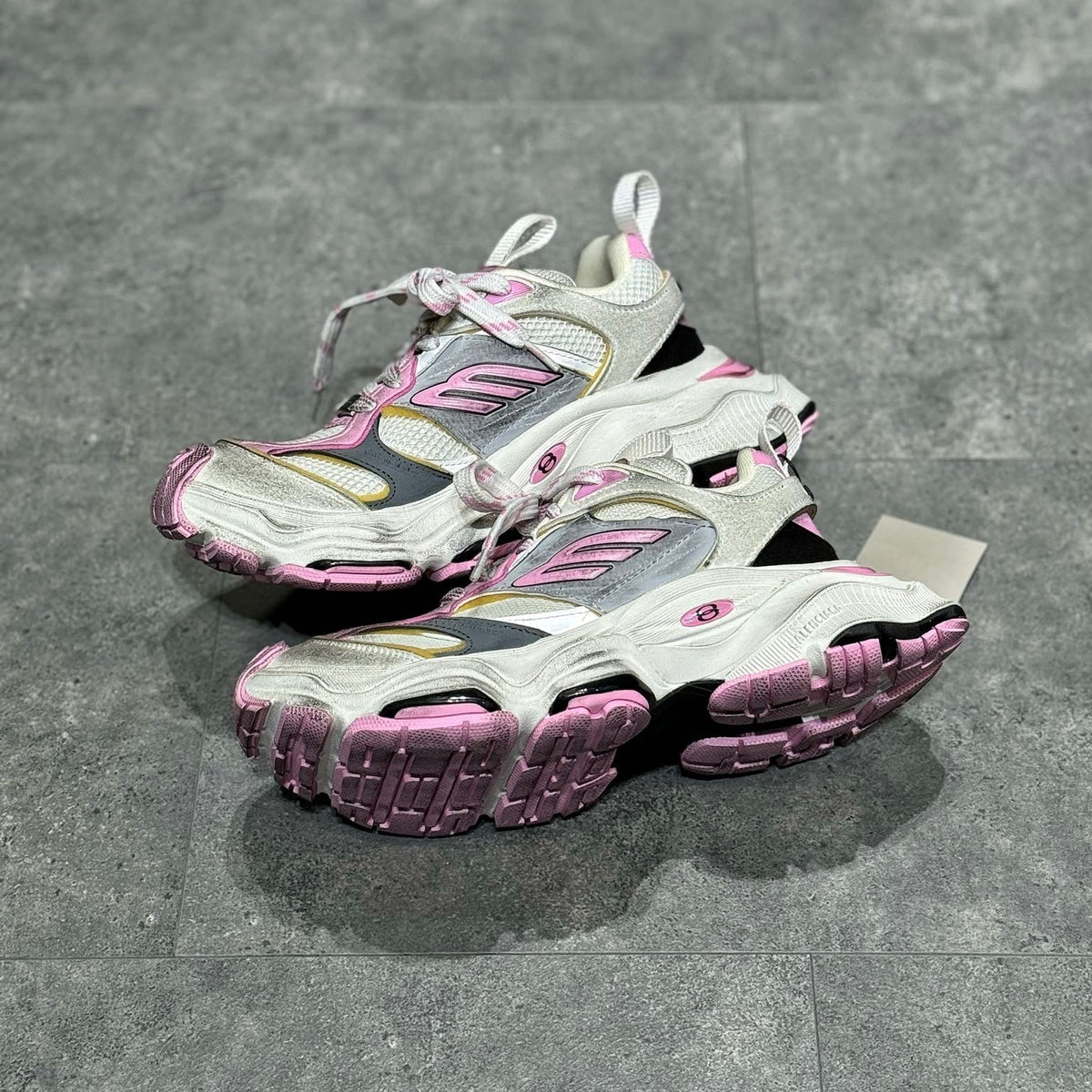 BAL CARGO TRAINERS