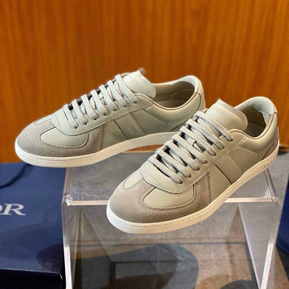 CD B01 SNEAKER