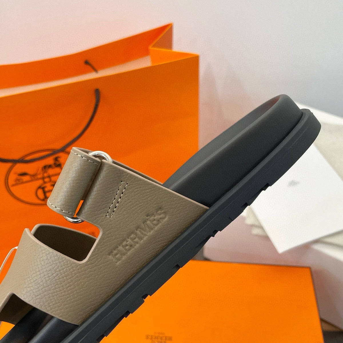 HERM CHYPRE SANDALS