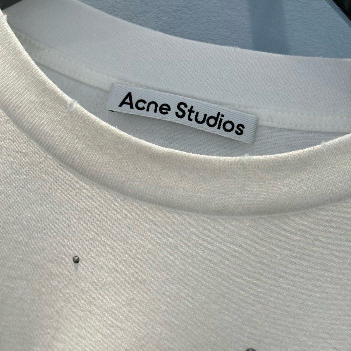 ACNE TOP