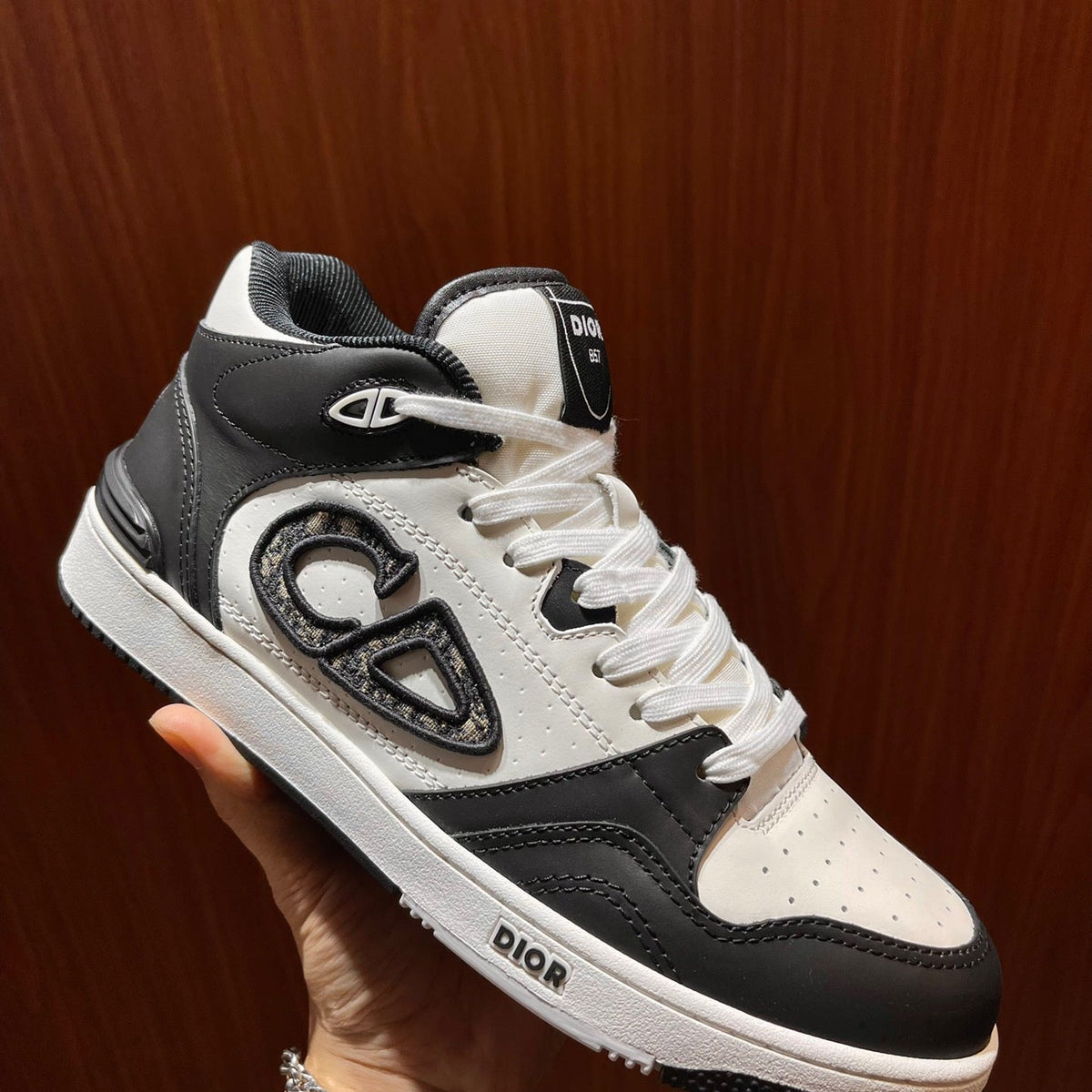 CD B57 SNEAKER