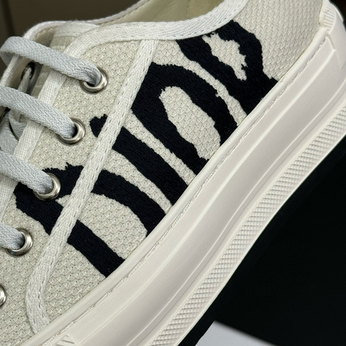 CD PLATFORM SNEAKER