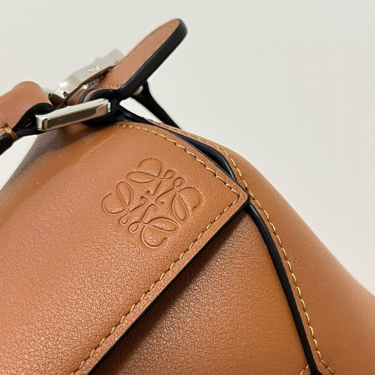 LOEW MINI PUZZLE EDGE BAG