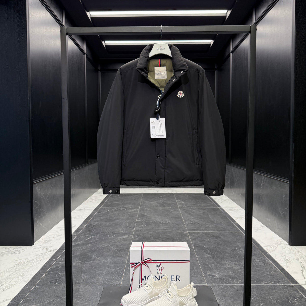 MONC EPINE JACKET