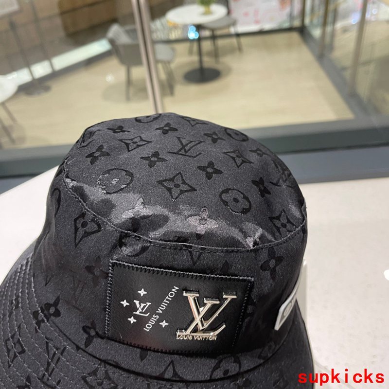 Louis Vuitton Luxury Cap