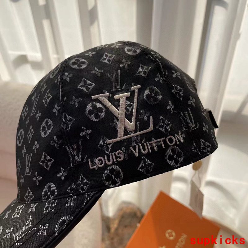 Louis Vuitton Luxury Cap
