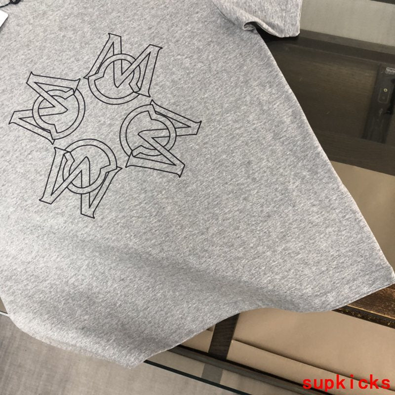 Moncler Luxury Cloth