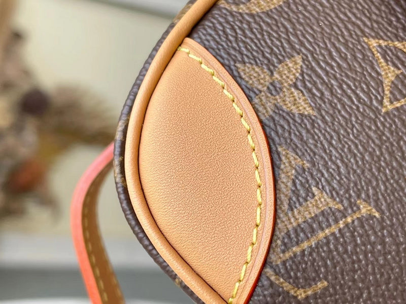 I W Fashion Lu-Vi bags - 17205