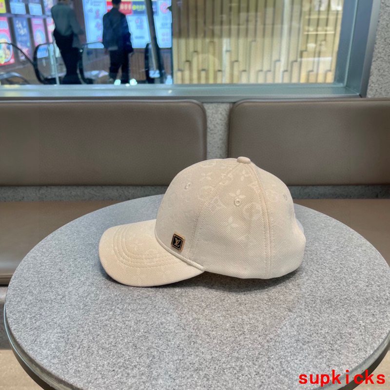 Louis Vuitton Luxury Cap