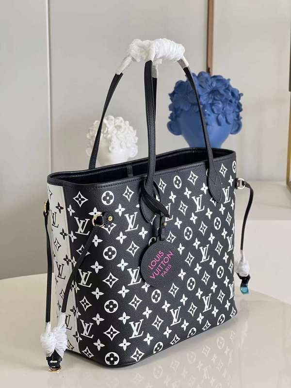 LOV2 Bags - Luxurious Bags  627