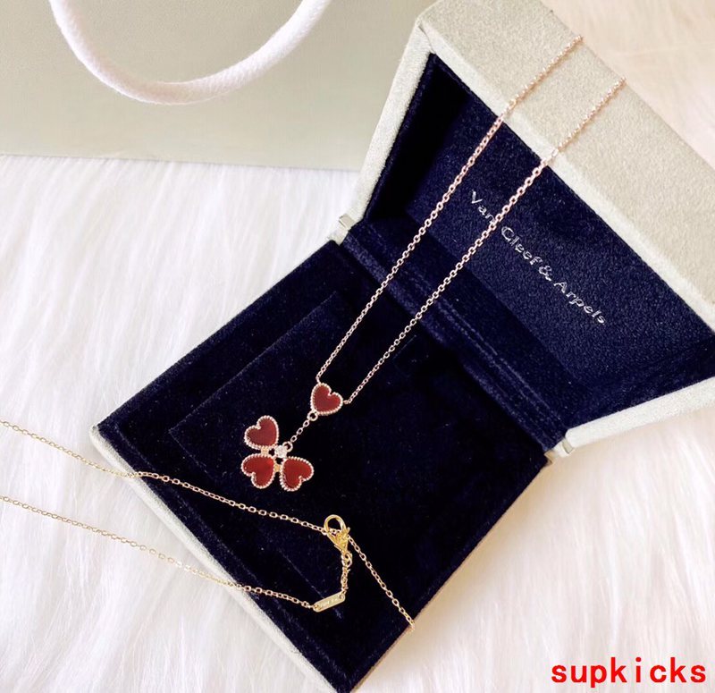 Van Cleef & Arples Jewelry