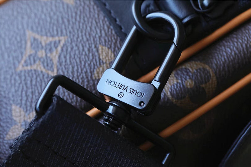 I W Fashion Lu-Vi bags - 10090