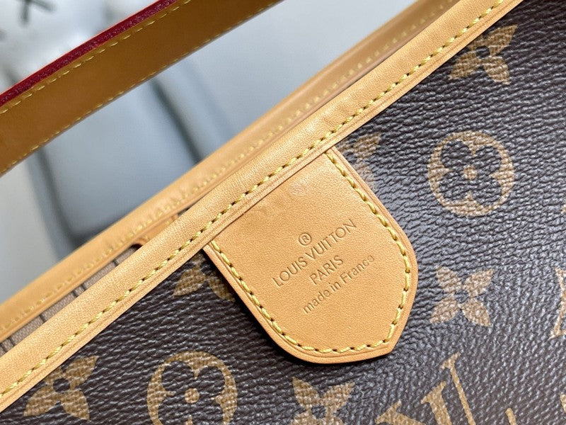 I W Fashion Lu-Vi bags - 17221