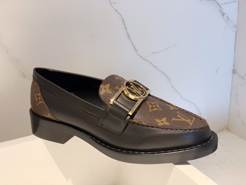 Louis Vuittion Luxury Shoes