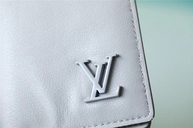 I W Fashion Lu-Vi bags - 10745