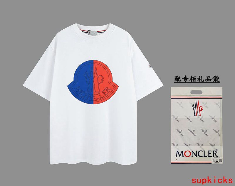 Moncler Luxury Cloth