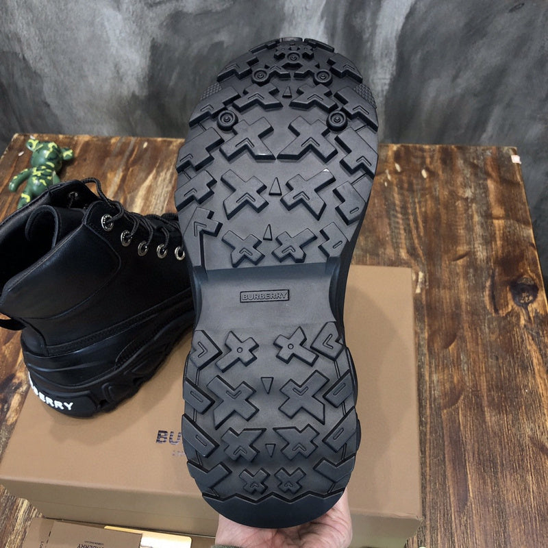 Burberry Luxury Shoes