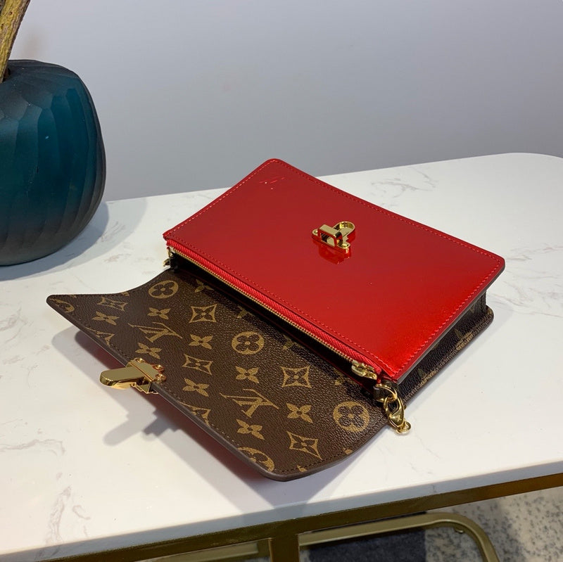 I W Fashion Lu-Vi bags - 9139