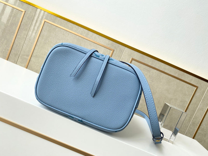 I W Fashion Lu-Vi bags - 17538