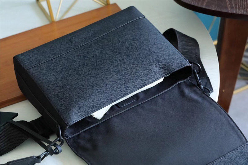 I W Fashion Lu-Vi bags - 10294