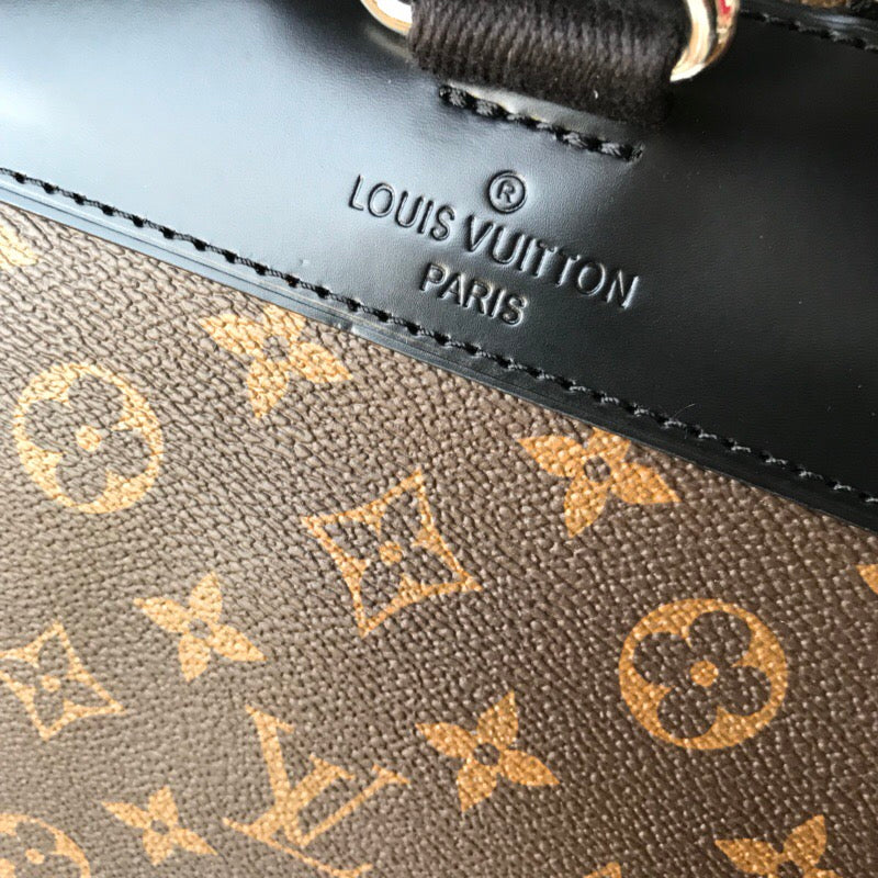 Elite Carryalls