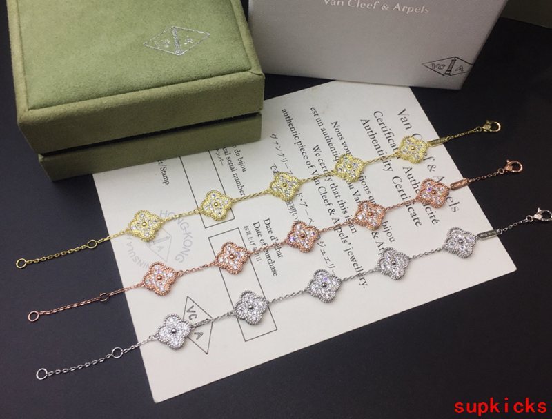 Van Cleef & Arples Jewelry