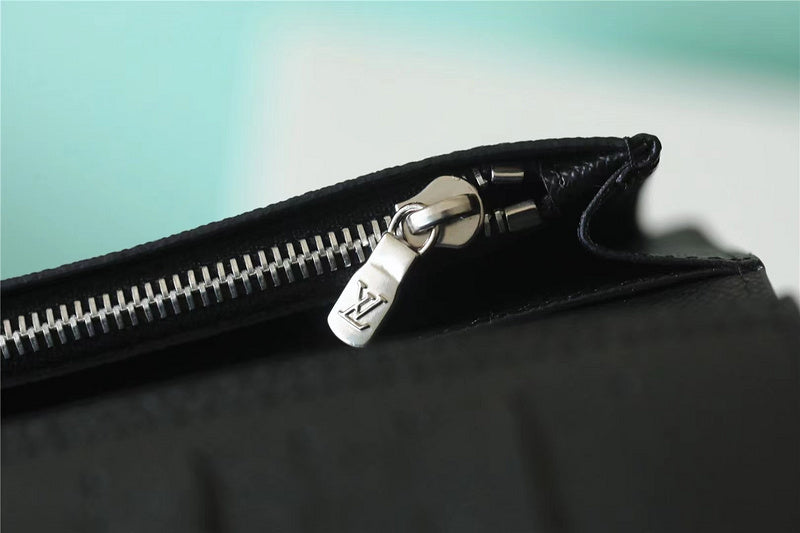 I W Fashion Lu-Vi bags - 10626
