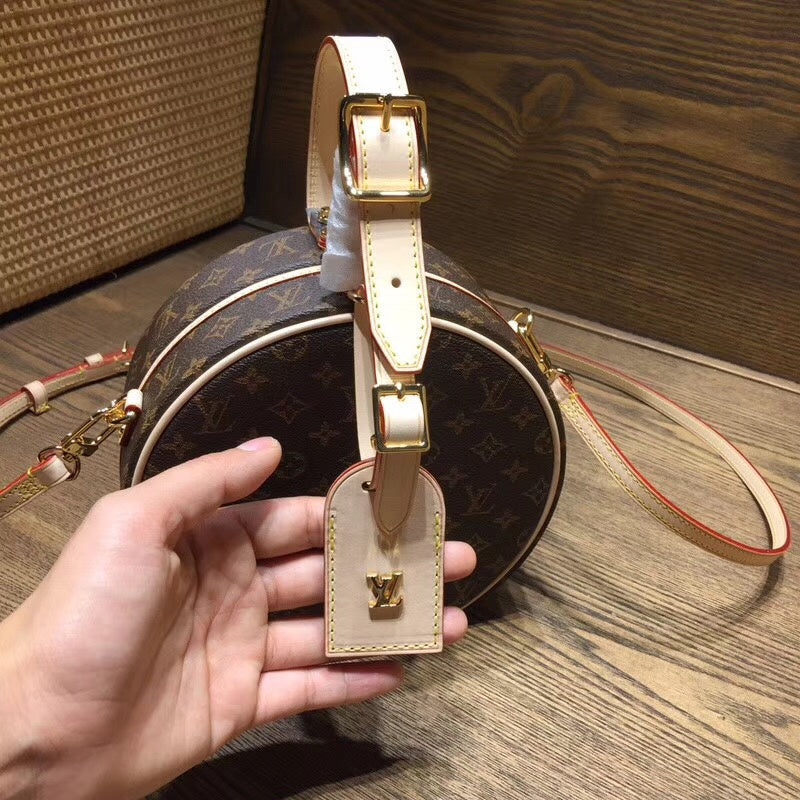 I W Fashion Lu-Vi bags - 17911