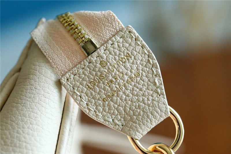 I W Fashion Lu-Vi bags - 8838