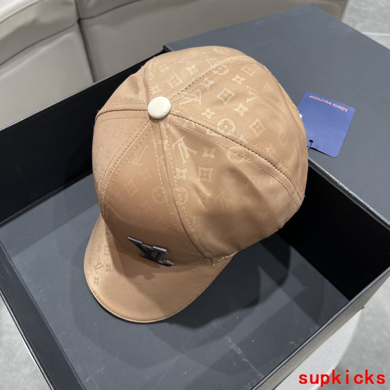 Louis Vuitton Luxury Cap