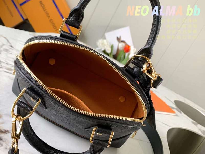 LOV2 Bags - Luxurious Bags  323