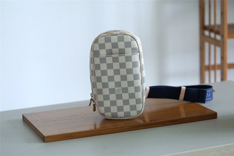 I W Fashion Lu-Vi bags - 9388