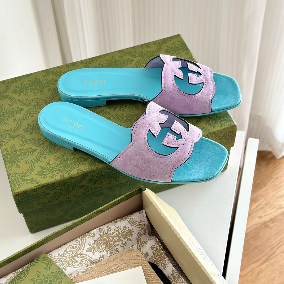 GG CUT OUT SANDALS