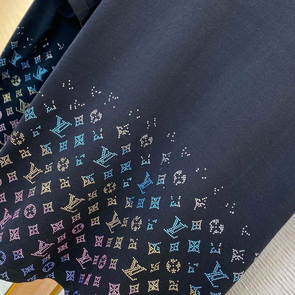 LOU T-SHIRT