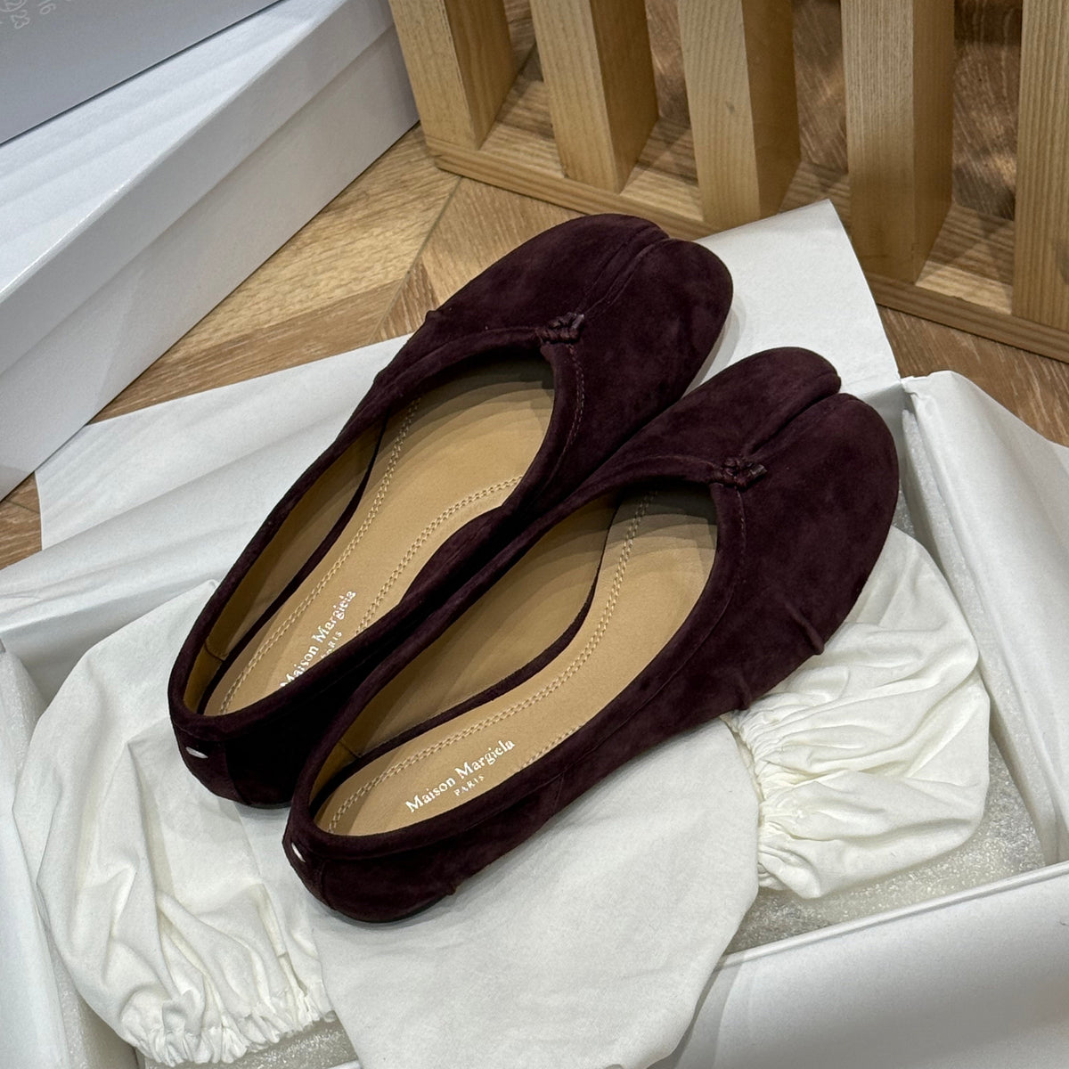 MAISON M TABI BALLET FLATS