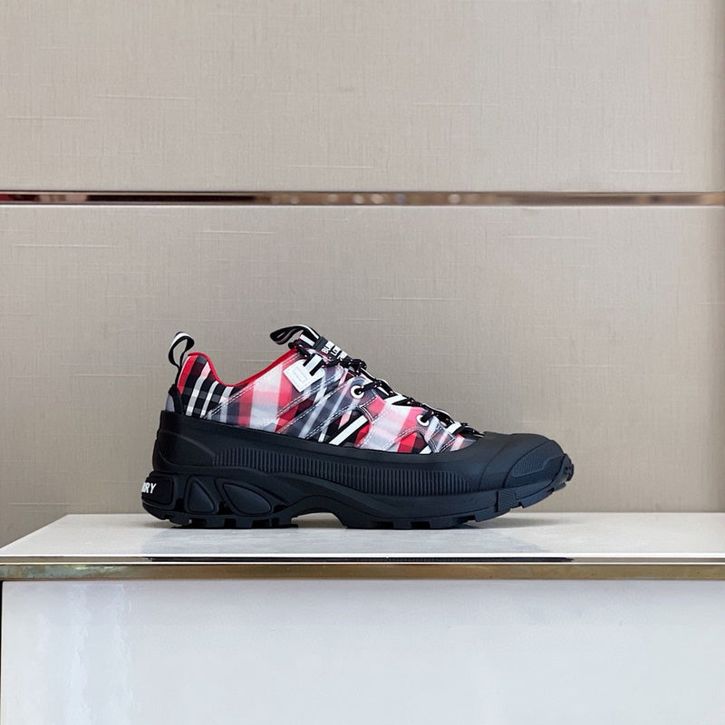 Burberry Luxury Shoes