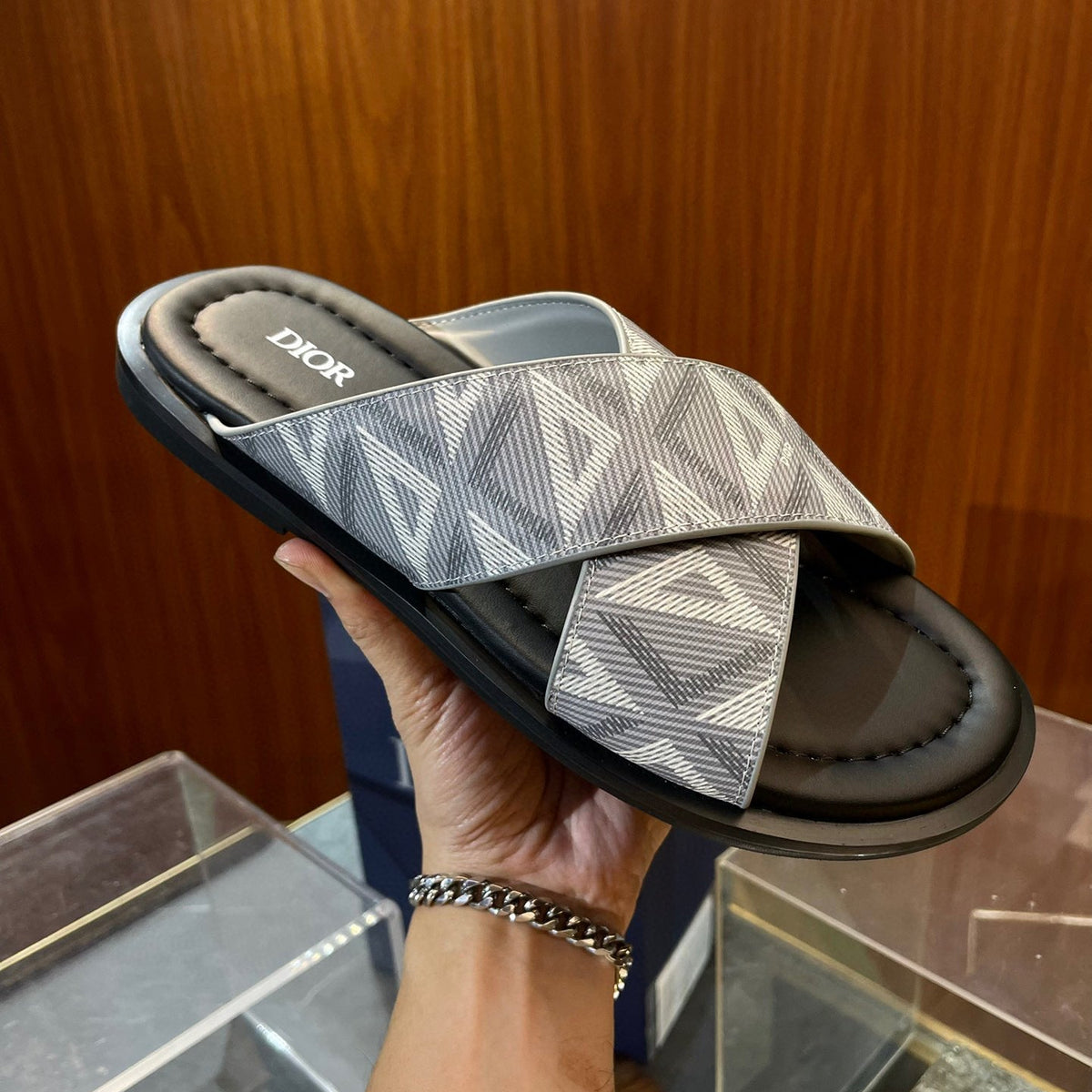 CD ALIAS SANDALS