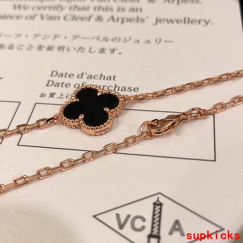 Van Cleef & Arples Jewelry