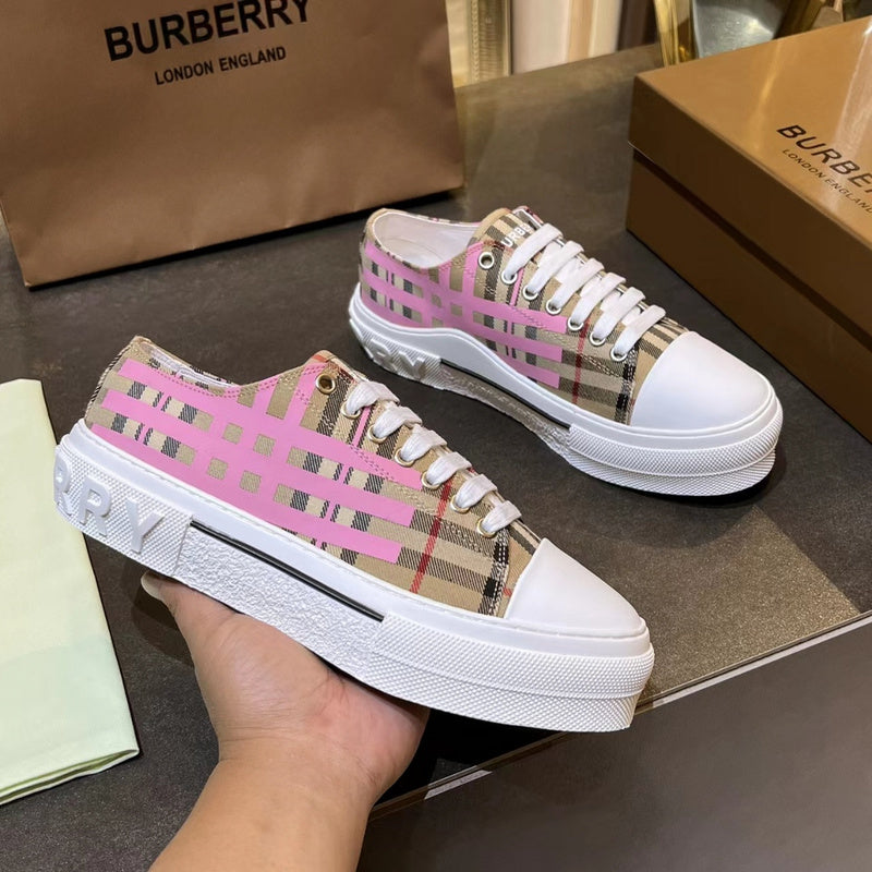 Burberry Luxury Shoes