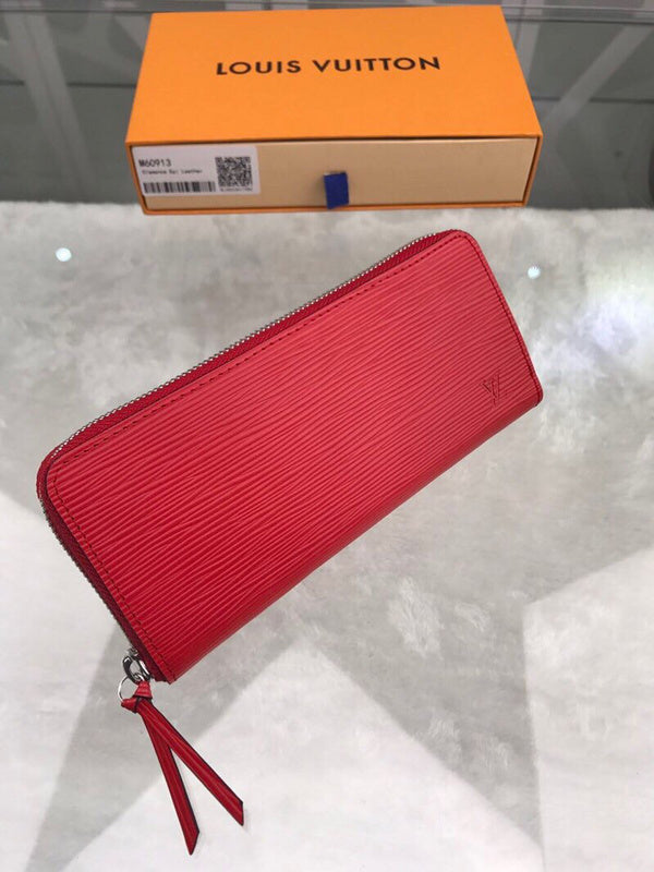 I W Fashion Lu-Vi bags - 9009