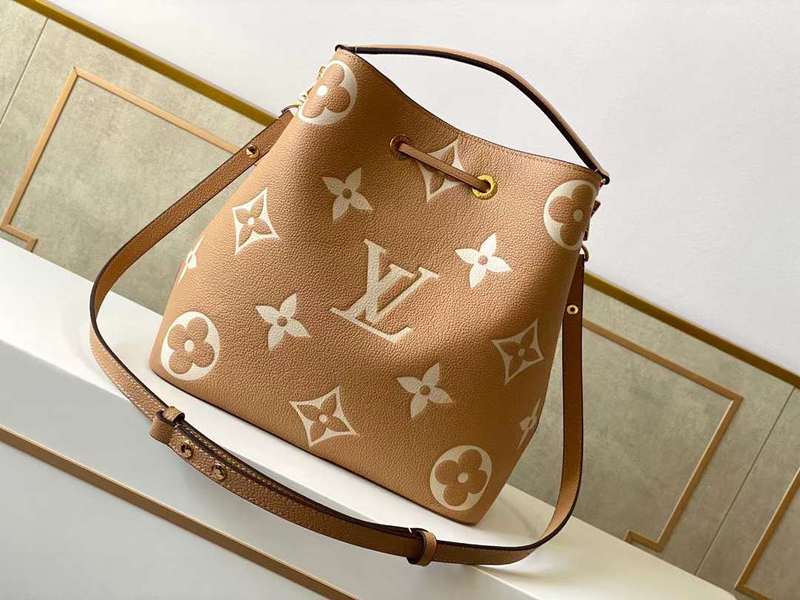 LOV2 Bags - Luxurious Bags  500