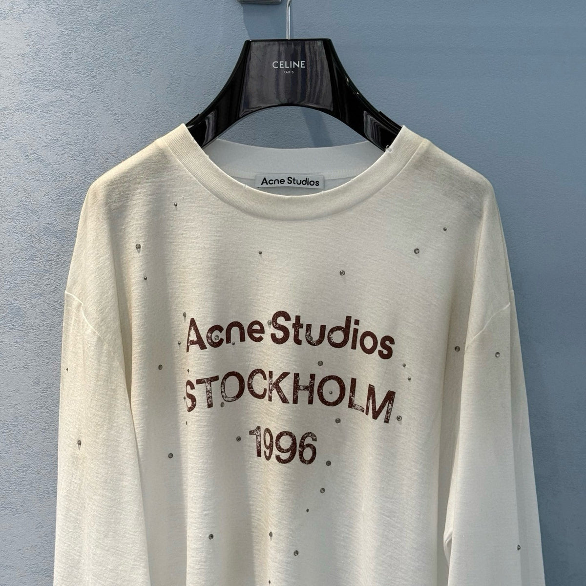 ACNE TOP
