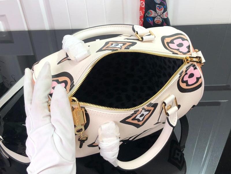 Mila's Edit - LOV Bags - 2209
