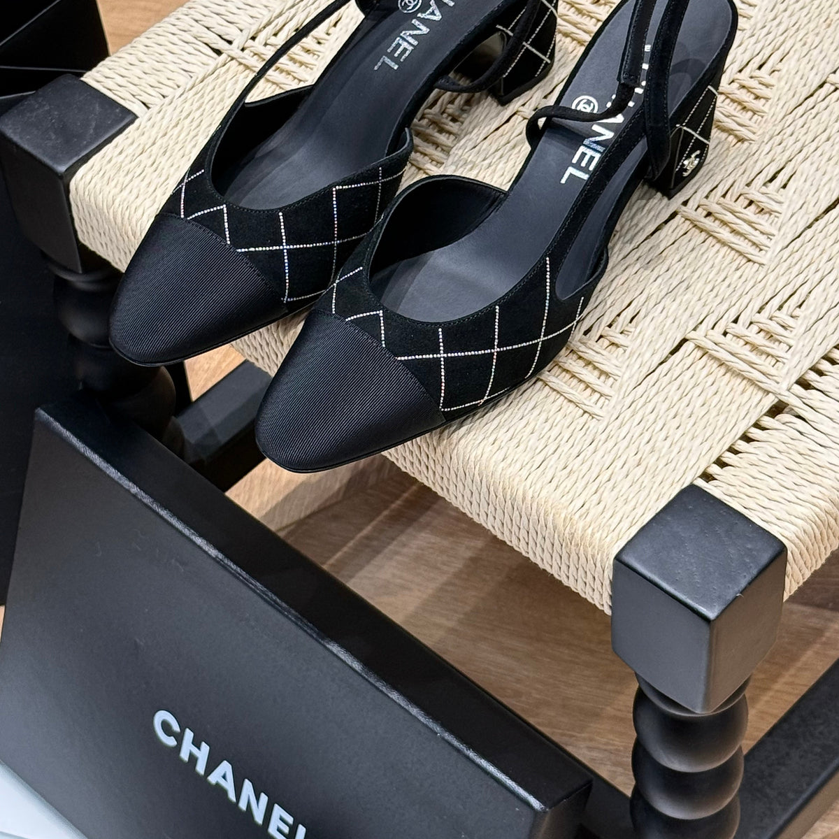 CC SLINGBACK PUMPS
