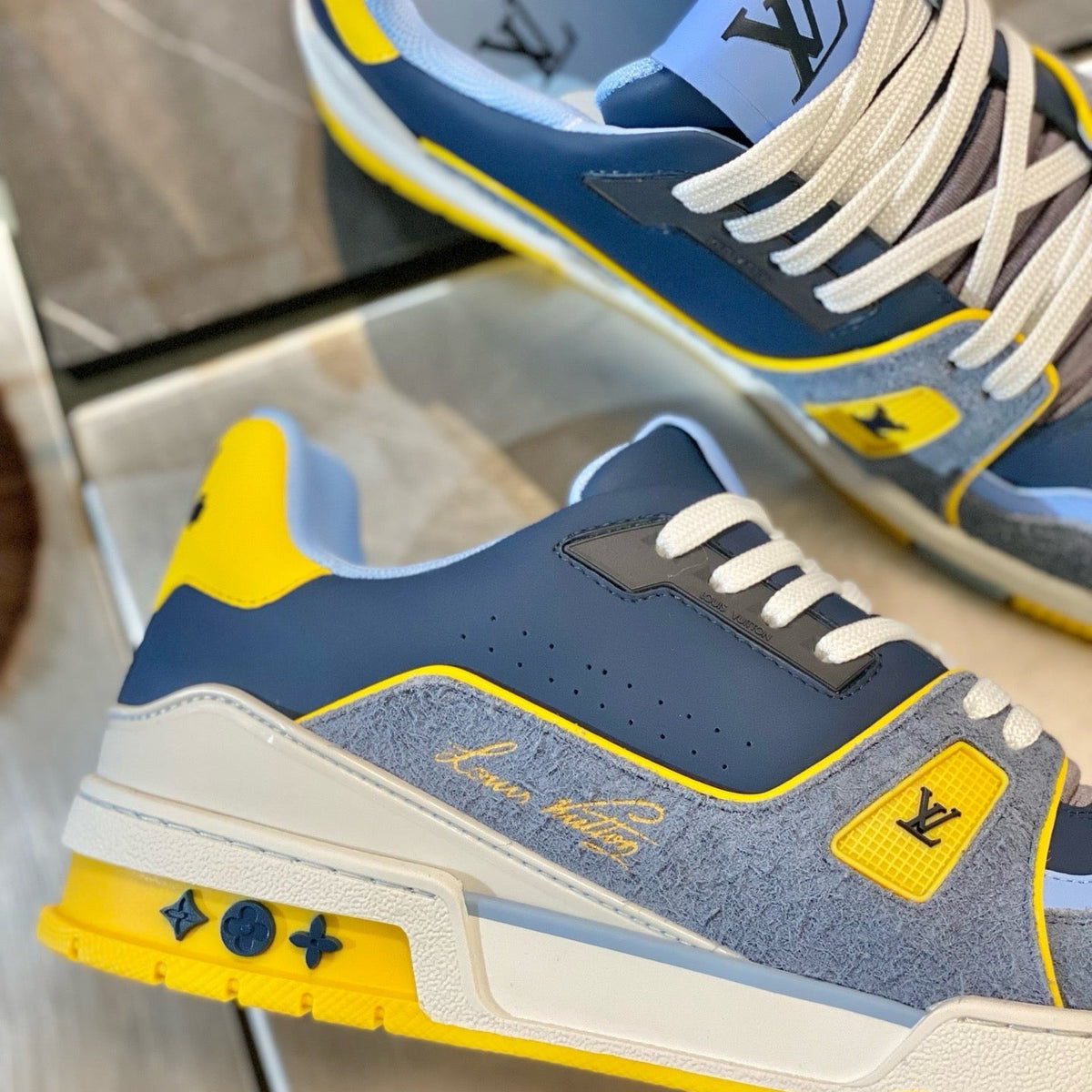 LOU TRAINERS