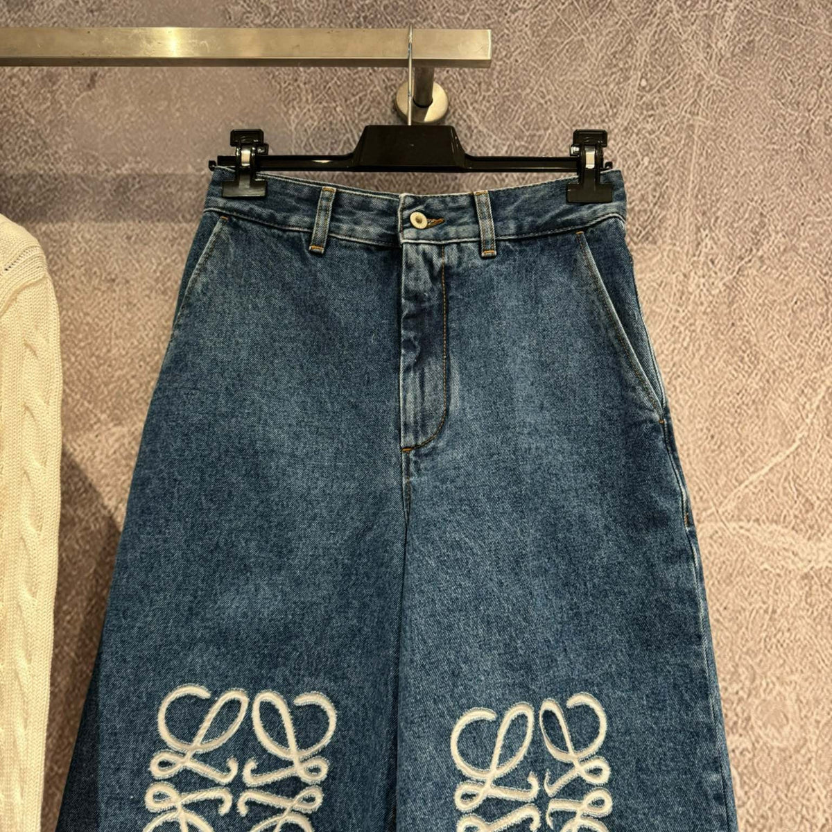 LOEW SHORTS