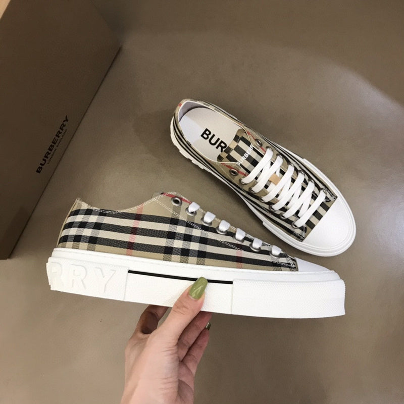 Burberry Luxury Shoes