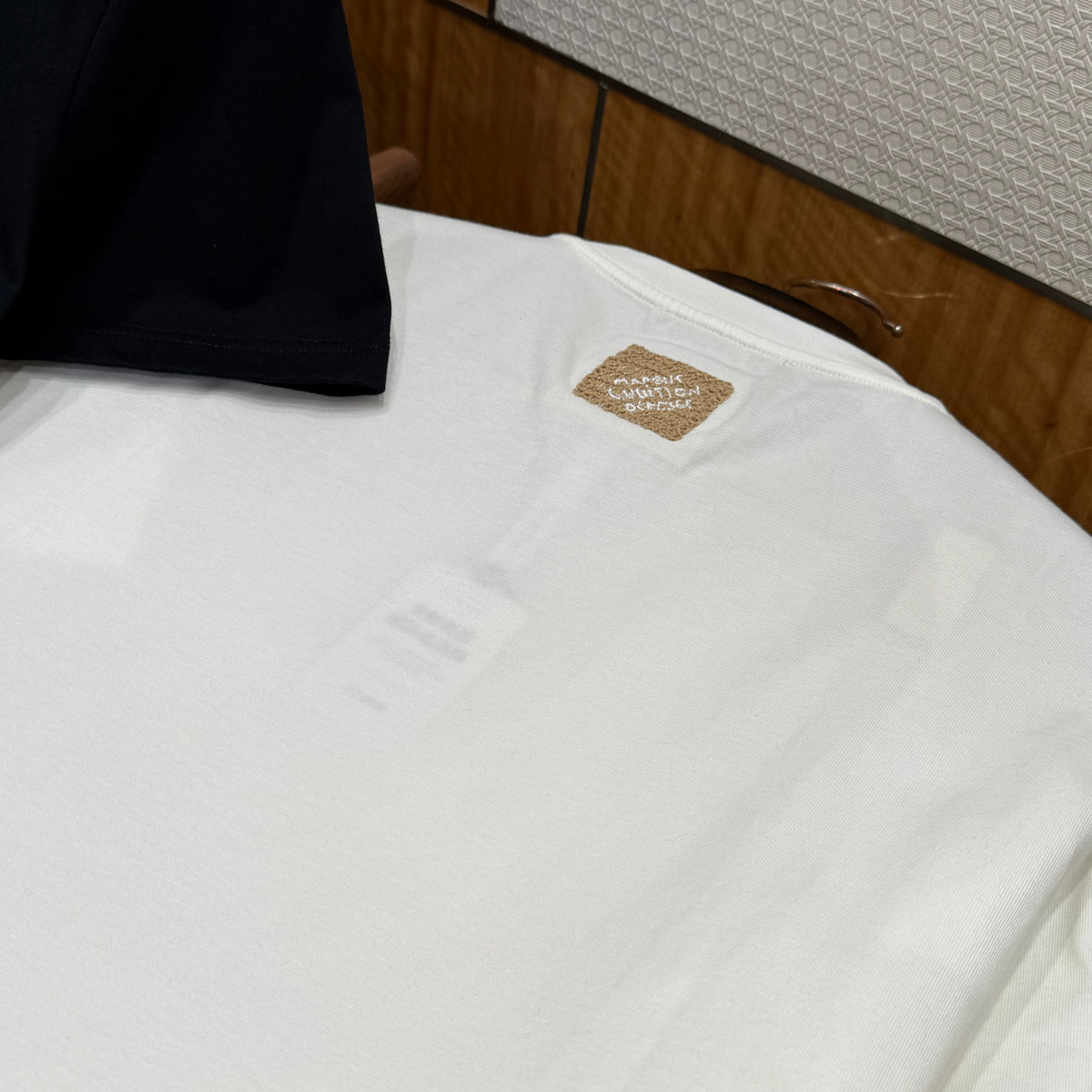 LOU T-SHIRT