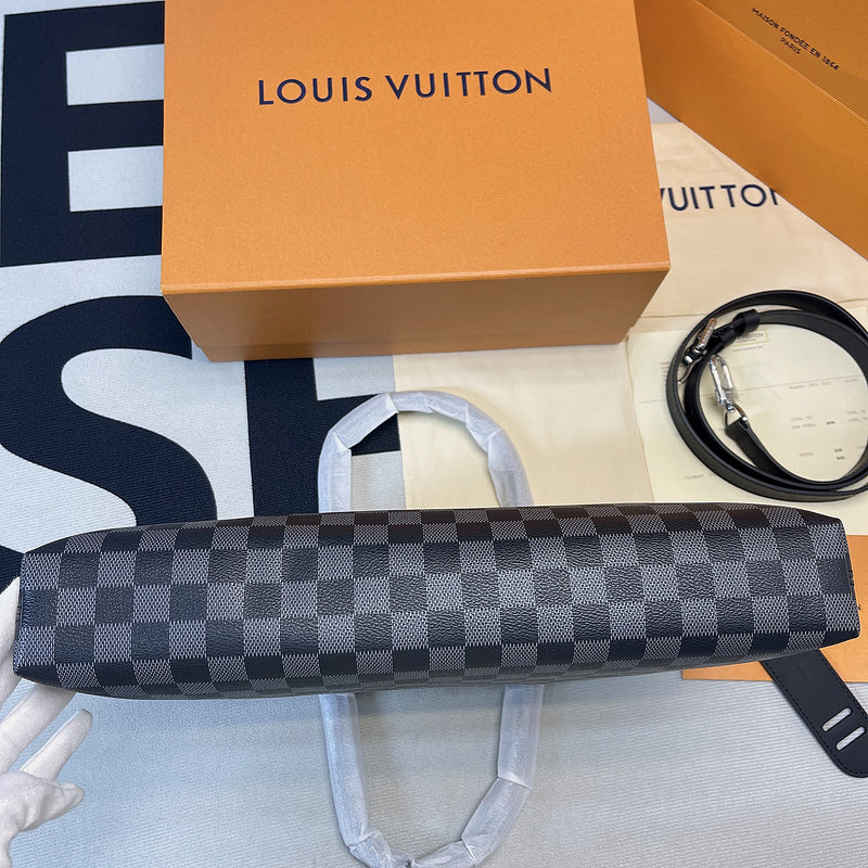 I W Fashion Lu-Vi bags - 9817